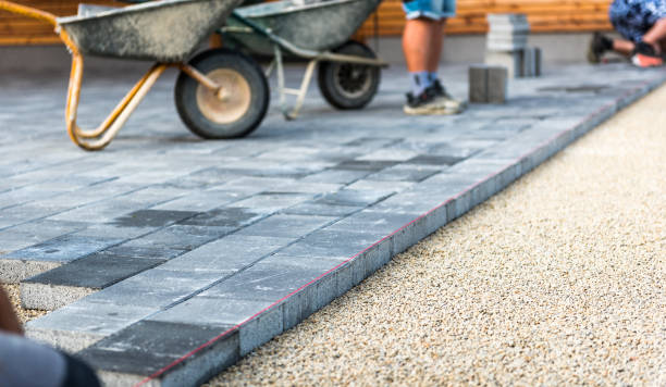 Best Driveway Pavers Installation  in Meiners Oaks, CA