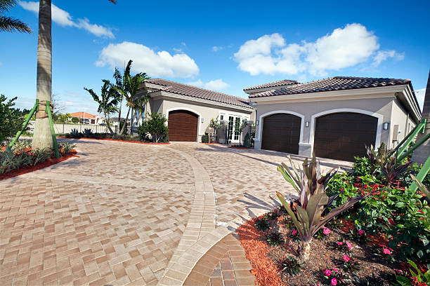 Trusted Meiners Oaks, CA Driveway Pavers Experts