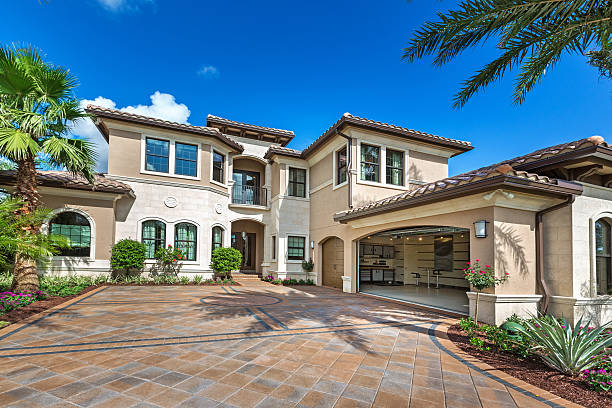 Best Driveway Paving Contractor  in Meiners Oaks, CA